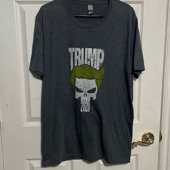 🔥🔥 TRUMP 2020 Graphic Tee Charcoal Gray - Perfect No Flaws - Men Sz XL 🔥🔥 - Picture 1 of 6